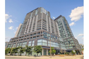 Bright amp ; Modern 1 Bed in Corktown East Facing with Park Views !