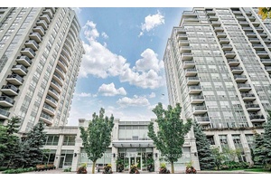 Thornhill City Centre Close To Promenade Mall, Hwy 7 amp ; Hwy 407 1 Bedroom Good Size Den Bright South Exposure Laminated Floor Thru Out Steps To T amp ; ...