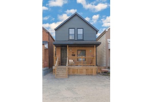 Welcome to Your Dream Budget Home in Toronto !