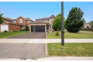 Located in the highly sought after neighborhood for Peel Village next to the golf course, minutes from the 401, 407 and 410, this newly renovated property boasts 4 spacious bedrooms ...