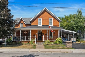 Welcome to this much loved Victorian 4 bedroom Gem in Carleton Place.