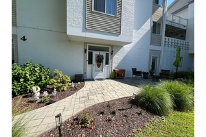 A great opportunity to own one of the few larger condominium units at Bennett Commons in the Village of Millbrook, a beautiful community in the scenic Hudson Valley.