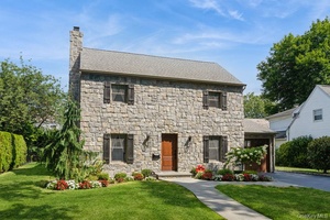 Style, Sophistication amp ; Smart Home Living 4BR, 2.