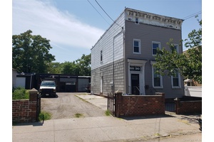 This historic two family colonial home set on a 5, 000 square foot lot offers a unique opportunity for many different buyers !