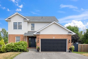 Tucked away on a peaceful private cul de sac, this rare Collingwood gem offers the perfect blend of privacy, nature, and convenience.