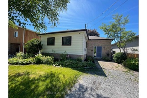 This bright and inviting home is perfectly located just steps from Lake Simcoe, offering the ideal blend of comfort and convenience.