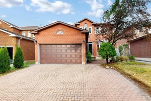 Welcome To 15 Hollingham Road a Beautifully Well Maintained Detached Home Located On Prestigious Unionville Area.
