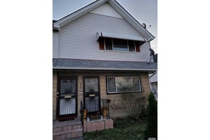Exceptional 2 Family Home in Prime Arverne by the Sea neighborhood !