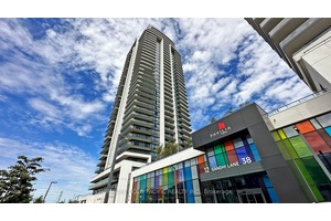 Modern 3 yrs new luxury condo, Pavilia Towers By Times Group at Prime Location Along Highway 7 In Thornhill Between Leslie And Bayview.