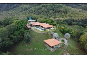 Welcome to Hacienda La Gata, an extraordinary estate where breathtaking ocean views meet luxury living and endless investment opportunities.