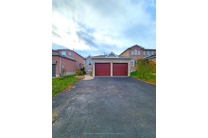 This almost brand new 2 bedroom lower level apartment is located in the vibrant Edgehill community, just steps from Pringle Park and Simcoe County Forest trails !