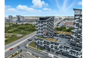 Finally a 2bed 2bath Corner unit in the Oak and Co buildings, known for the unbeatable walk to everything location, which brings me to the top 7 reasons to buy ...