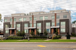 Open Concept townhome In Sought After Lakeview Community Of South Mississauga.