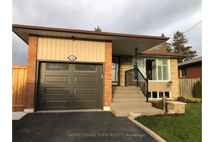 Well maintained and updated full brick bungalow in the sought after Greeningdon neighbourhood on the Hamilton Mountain, just steps to Dave Andreychuk Arena Rec Centre, parks, schools, Limeridge Mall, public ...