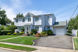 Welcome To This Beautiful Colonial In Farmingdale !