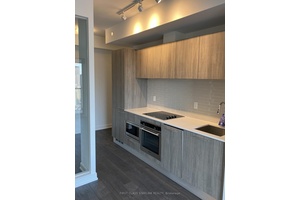 Bright and spacious 1 Den unit at the luxurious Gloucester on Yonge, with direct subway access.