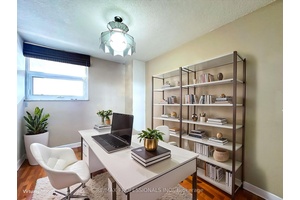 Moving into the condo lifestyle doesn't mean giving up any space !
