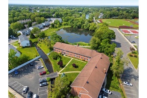 Where Luxury Meets Affordability !