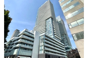 Luxury condo in the heart of Midtown Toronto Yonge amp ; Eglinton.