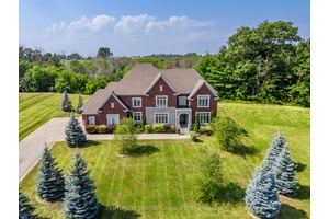Majestically set in prestigious The Shires Estates of Bradford, this elegant 3 car garage estate offers 4, 236 sq.