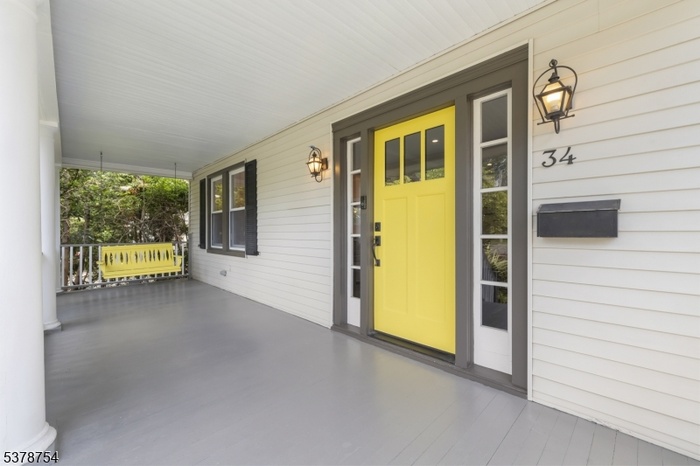 Covered Front Porch