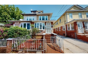Move In Ready Gem in Prime East Flatbush 565 E 37th St, Brooklyn Welcome to the perfect blend of charm, space, and modern upgrades in one of Brooklyn s most ...