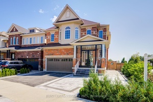 A Beautiful Detached Home In The Heart Of Stouffville.
