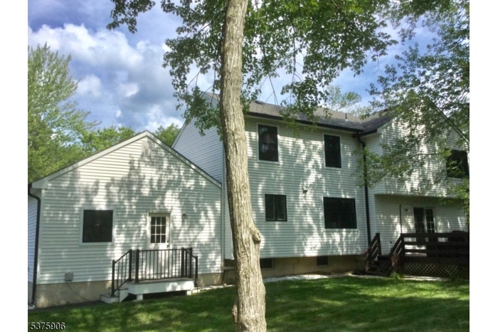 Level rear yard