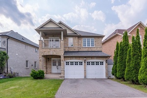 Beautiful, Sun Filled 4 Bedroom Detached Home Nestled In The Prestigious Community In Aurora.