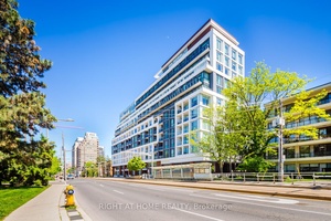 Located in Toronto's upscale Forest Hill neighborhood, this contemporary condominium is the epitome of urban luxury.