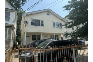 Location location ! ! Great investment opportunity Legal 2 Fam 3 over 3 in heart of Richmond hill, walking distance to worship, shopping, parks, school, public transportation etc.