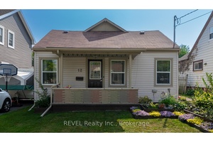 Incredible opportunity to own an updated home with in law potential on a quiet dead end street in a vibrant, family friendly neighbourhood with two parks nearby.