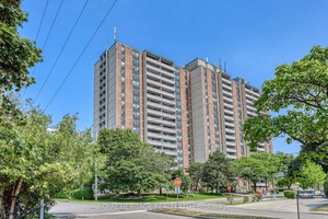THIS CONDO IS A MUST SEE !