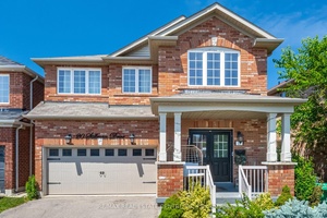 Absolutely Stunning Detached Home in Credit Valley !