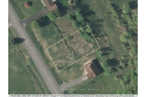 This fantastic lot, located just minutes from Williamsburg on a well maintained paved road, offers the perfect balance of country living and convenience.