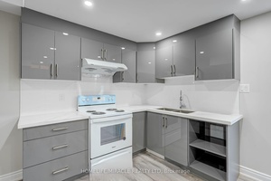 Live the Mount Pleasant Lifestyle !