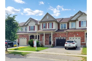 Located in Miltons highly sought after Willmott neighbourhood, this beautifully maintained 3 bedroom, 3 bath freehold townhome offers over 2, 200 sq.
