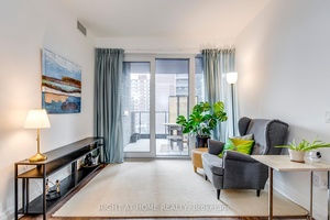 Spacious Luxury 2 Bedroom Unit In The Heart Of Port Credit.