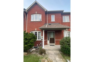 Beautiful Freehold townhouse in south unionville community.