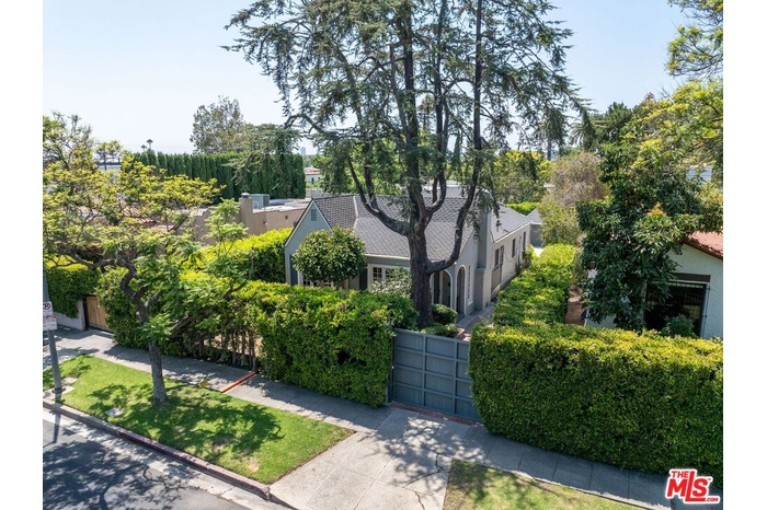 Private, Hedges, and Gated