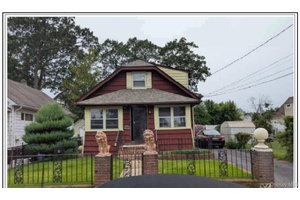 Welcome to this beautifully maintained 4 bedroom, 2 bathroom home offering the perfect blend of space amp ; comfort.