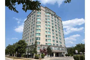 Well Maintained Condo In The Heart Of Markham.