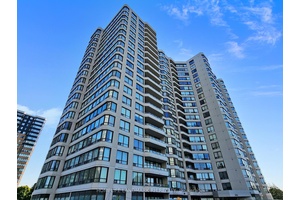 Bright amp ; Spacious Family sized Condo on 18th Floor with Unobstructed View.