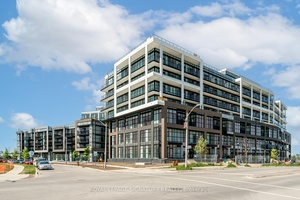 Beautiful Elegant Condo Professionally painted, featuring 2 split bedrooms amp ; 2 baths, parking amp ; locker.