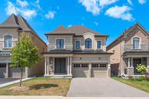 Stunning Luxury Executive House Close To 3000 Sq Ft Above Grade In Aurora's Most Prestigious amp ; Sought After Neighbourhood By Adena Meadows Magna Golf Course.
