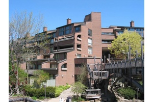 Welcome to this beautiful maintained 1485sf two storey renovated condo offering the perfect blend of comfort, space, anc convenience.