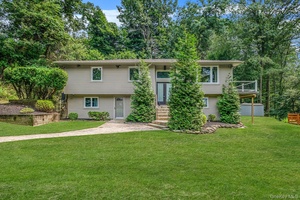 Enjoy incredible sunsets, Long Island Sound views, and access to both private and public beaches.