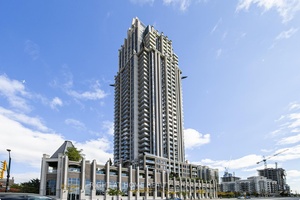 Welcome to a new level of luxury in the heart of Downtown Mississauga.