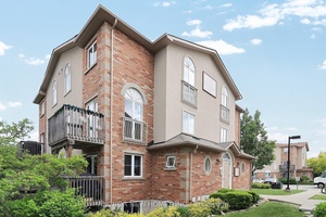 Tucked away on a quiet street, this beautifully updated townhouse offers over 1, 000 sq ft of bright, open living space.