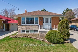 Welcome to this Stunning Home for A Family In An Excellent Location in Scarborough !